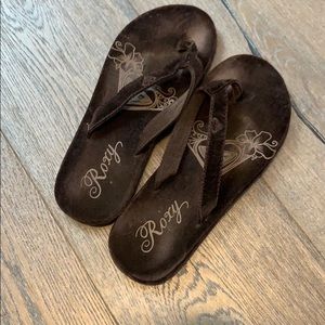 Roxy flip flops